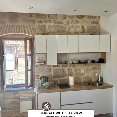 Sweet Suite Kastel Old Town Funtana Exterior photo